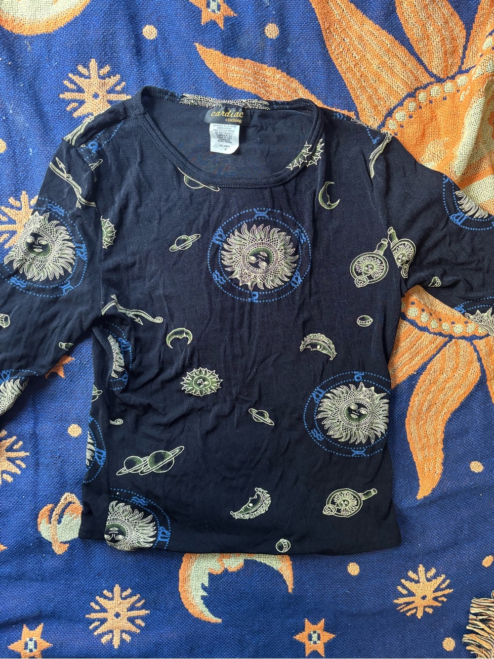 90s Celestial Sun & Moon Graphic Long Sleeve Top